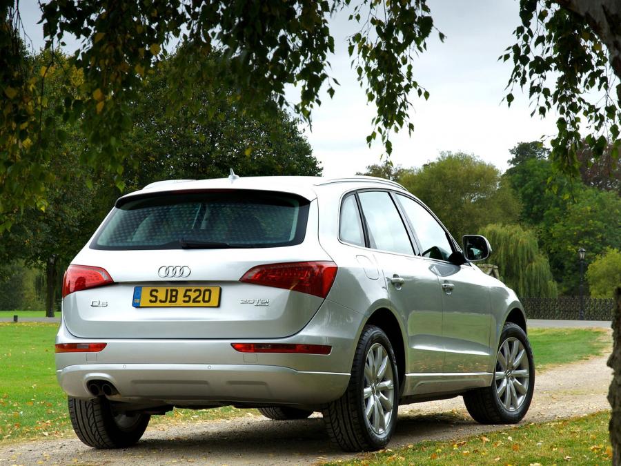  Audi Q5 2.0 TDI Quattro (8R) 2008 года  (UK) (фото 2 из 2)